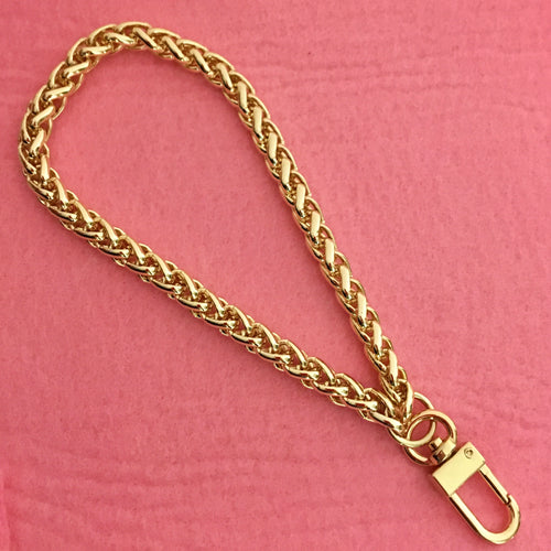 Chain Wristlet Gold (7mm) Braided Design